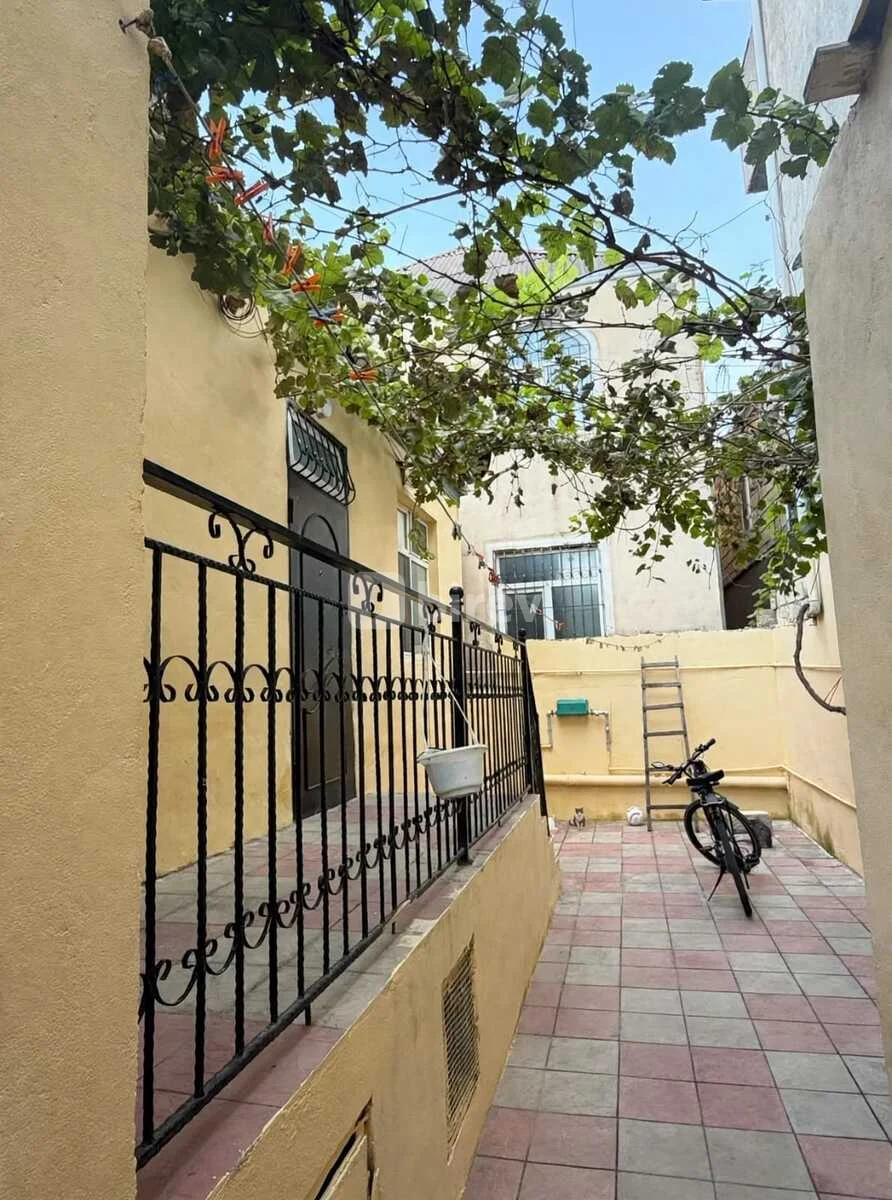 3 otaqlı həyət evi, Xırdalan q., Nizami küçəsi, Abşeron rayonu — şəkil 2