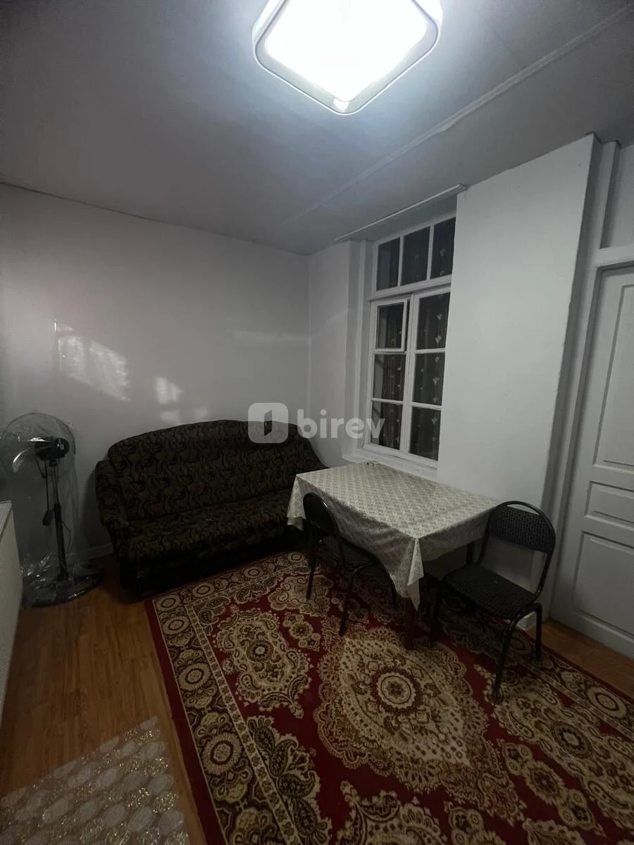 2 otaqlı həyət evi, 20-ci sahə q., Ö.Nemətzadə küç, Səbail rayonu — şəkil 2