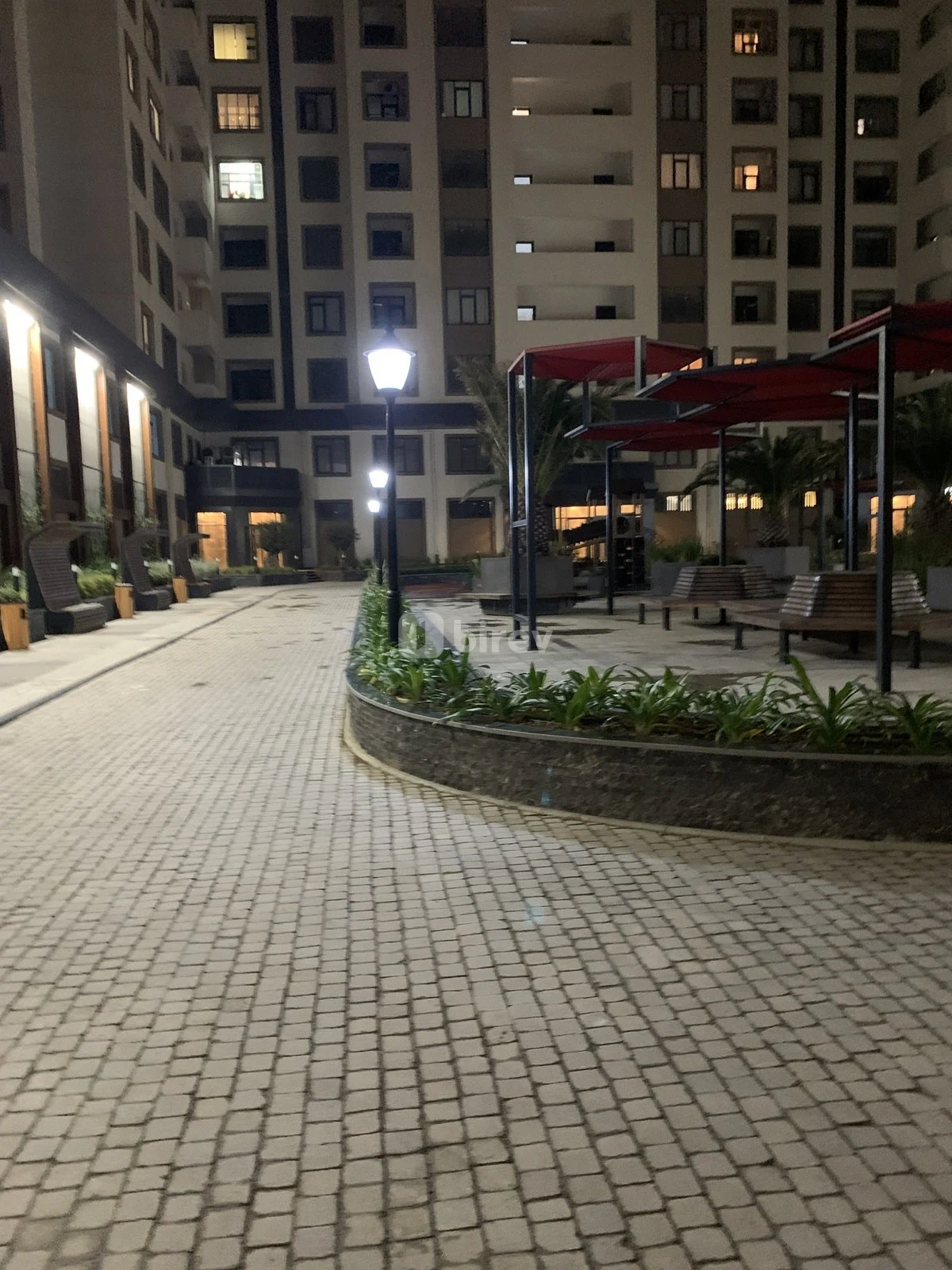 2 otaqlı mənzil, Xətai rayonu, Xətai pr., Bakı şəhəri — şəkil 1