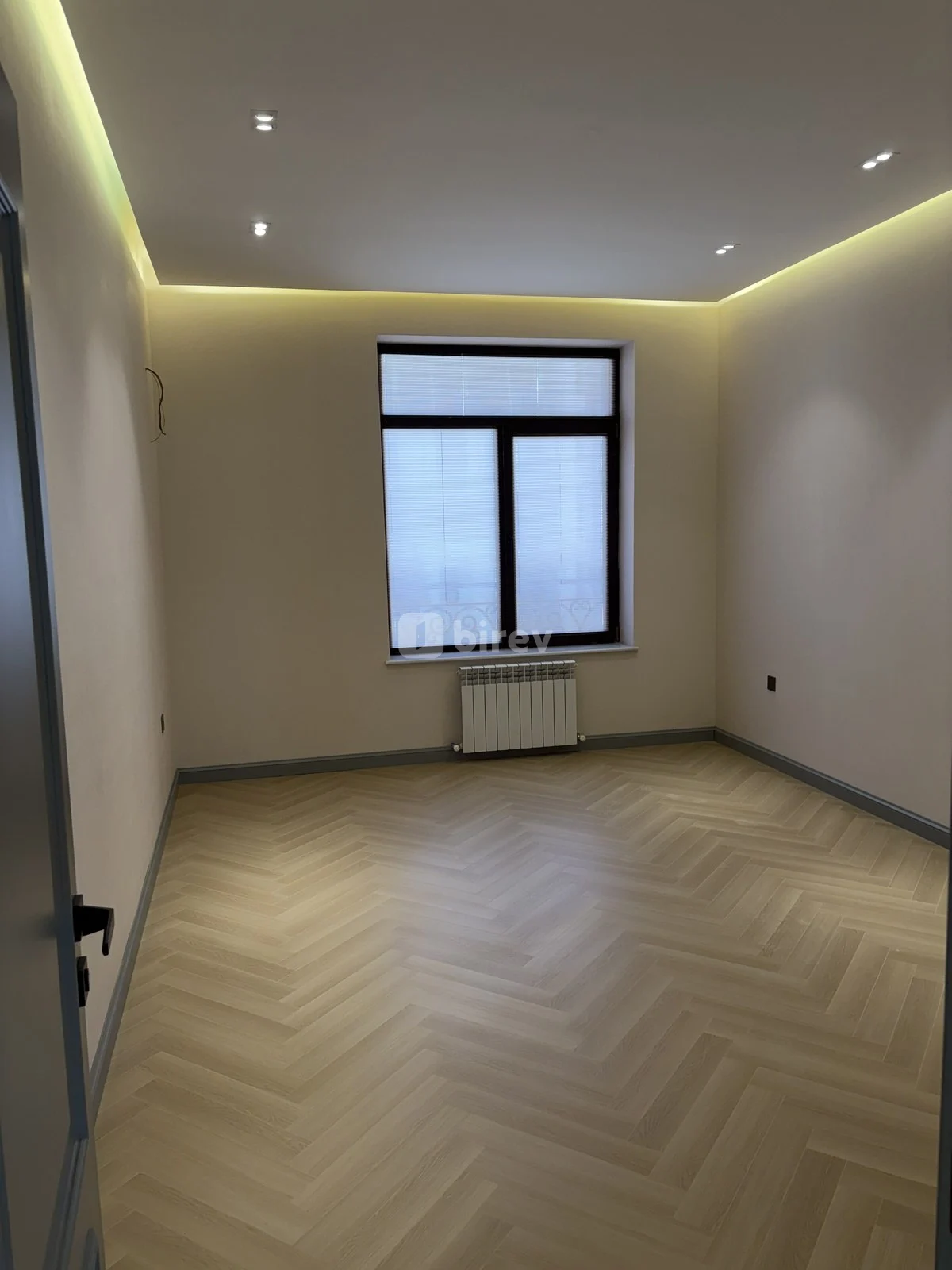 Ofis, Ağ şəhər q., Mərləzi Bulvar küçəsi, Xətai rayonu — şəkil 8