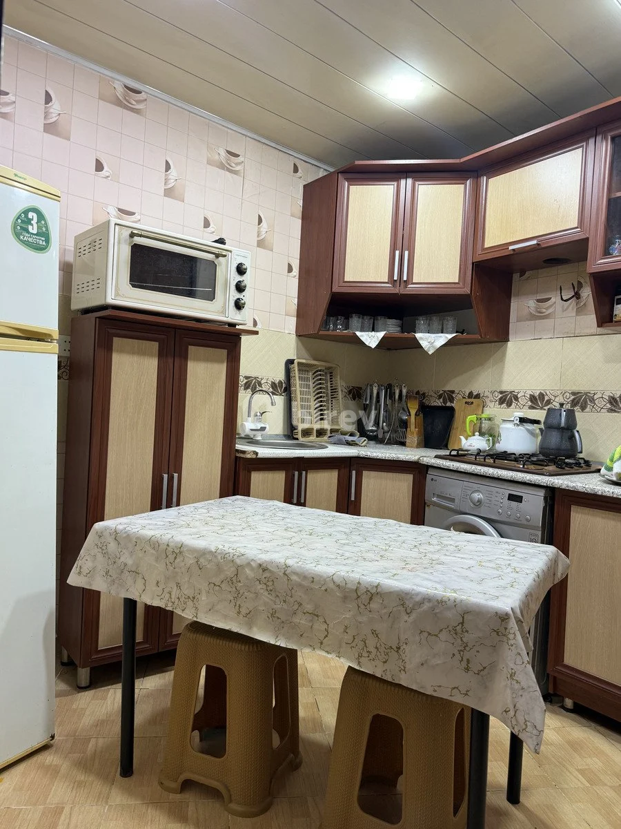 2 otaqlı həyət evi, Bayıl q., Bayıl qəsəbəsi, Səbail rayonu — şəkil 2