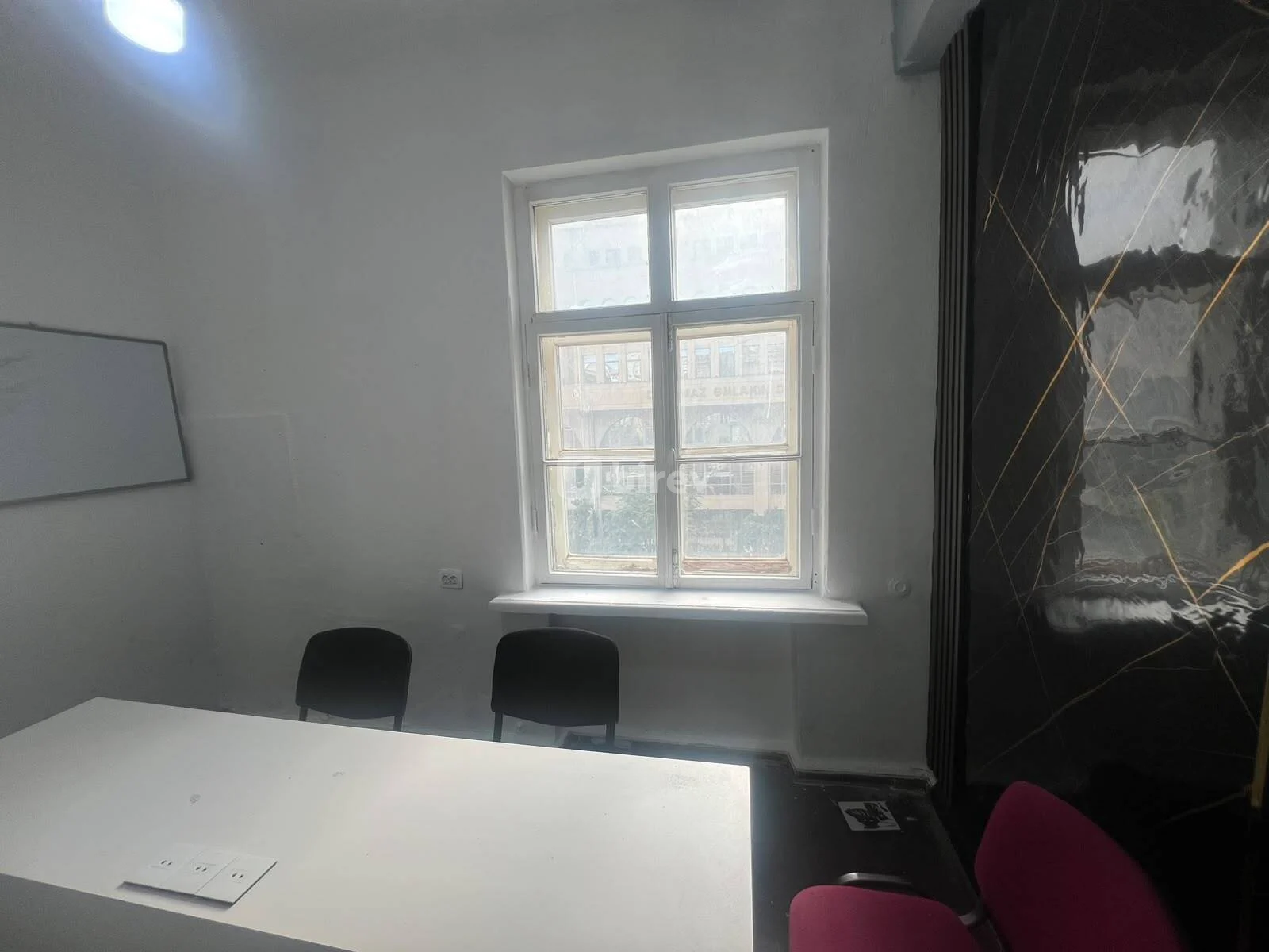 Ofis, Yasamal rayonu, Hüseyn Cavid prospekti, Bakı şəhəri — şəkil 1