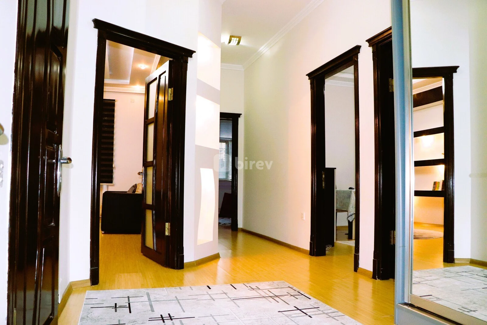3 otaqlı mənzil, 8-ci kilometr q., Qarayev prospekti 81B., Nizami rayonu — şəkil 1