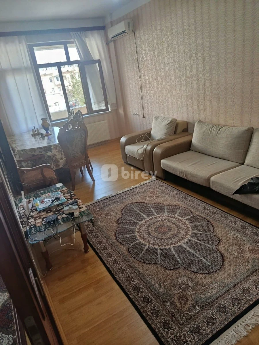 4 otaqlı mənzil, Nərimanov rayonu, Heydər Əliyev pr, Bakı şəhəri — şəkil 1