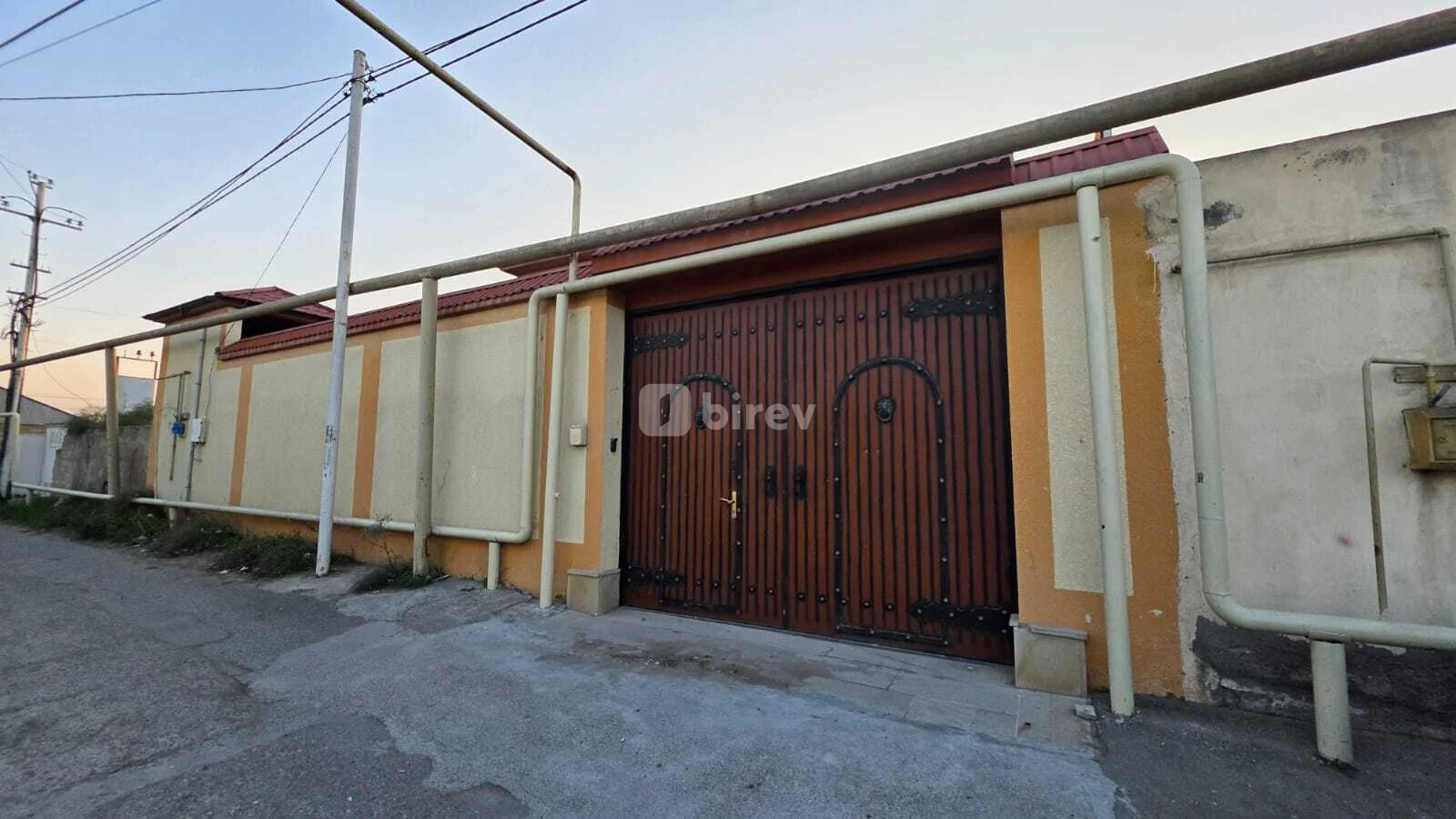 6 otaqlı həyət evi, Binə q., A.Rəhmanov küç, Xəzər rayonu — şəkil 1