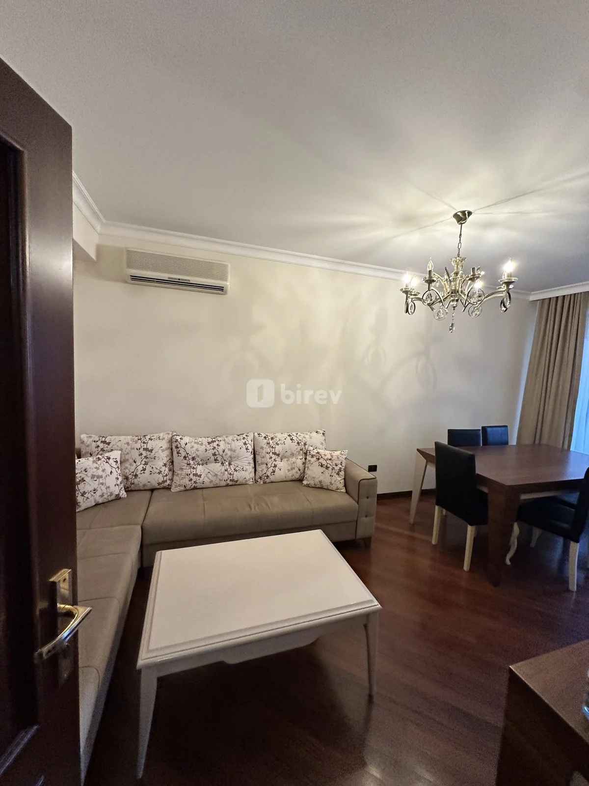 3 otaqlı mənzil, Səbail rayonu, İstiqlaliyyət küç., Bakı şəhəri — şəkil 1