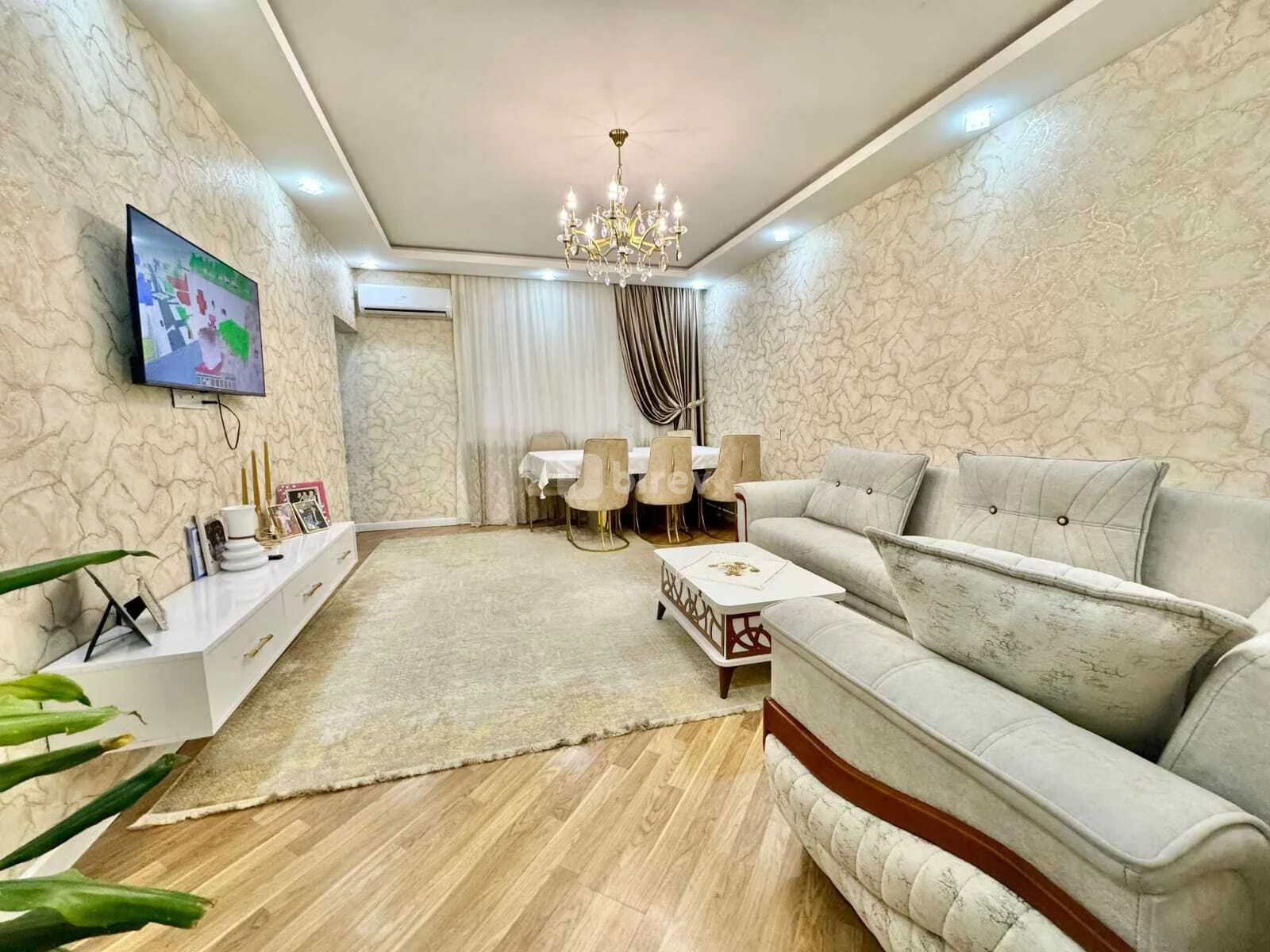 4 otaqlı mənzil, Nərimanov rayonu, Məmməd Araz küç., 52., Bakı şəhəri — şəkil 1