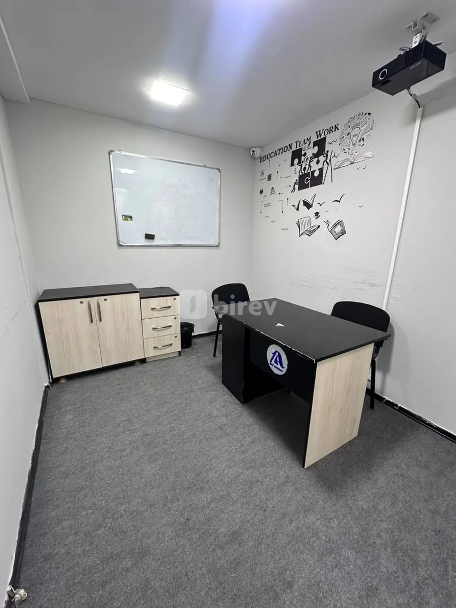 Ofis, Səbail rayonu, Həsən Abdullayev küçəsi, Bakı şəhəri — şəkil 2