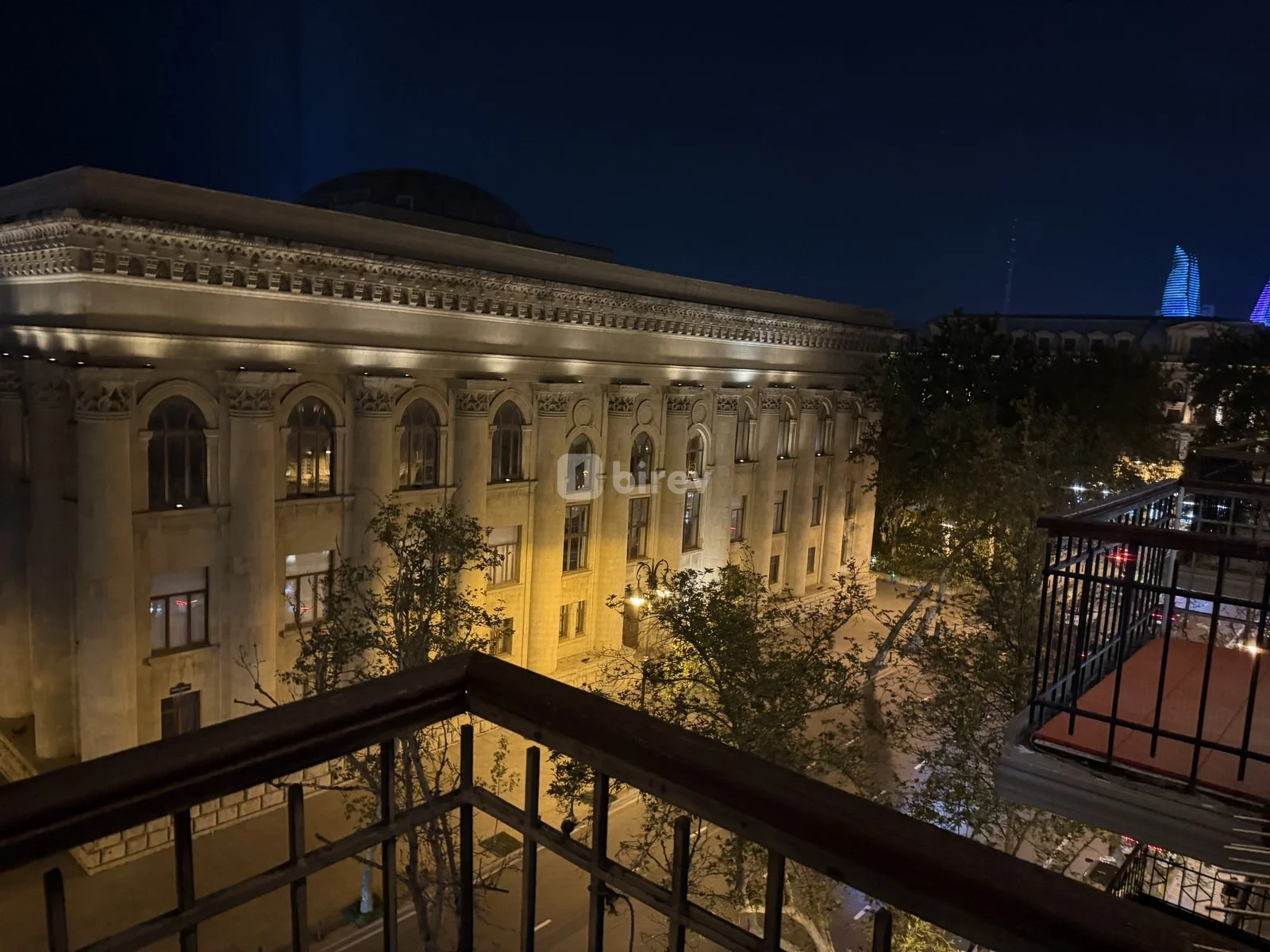 3 otaqlı mənzil, Səbail rayonu, Bayıl qəs, Bakı şəhəri — şəkil 1