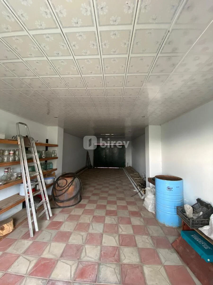 5 otaqlı həyət evi, Oğuz rayonu, Babək küçəsi, Oğuz rayonu — şəkil 12
