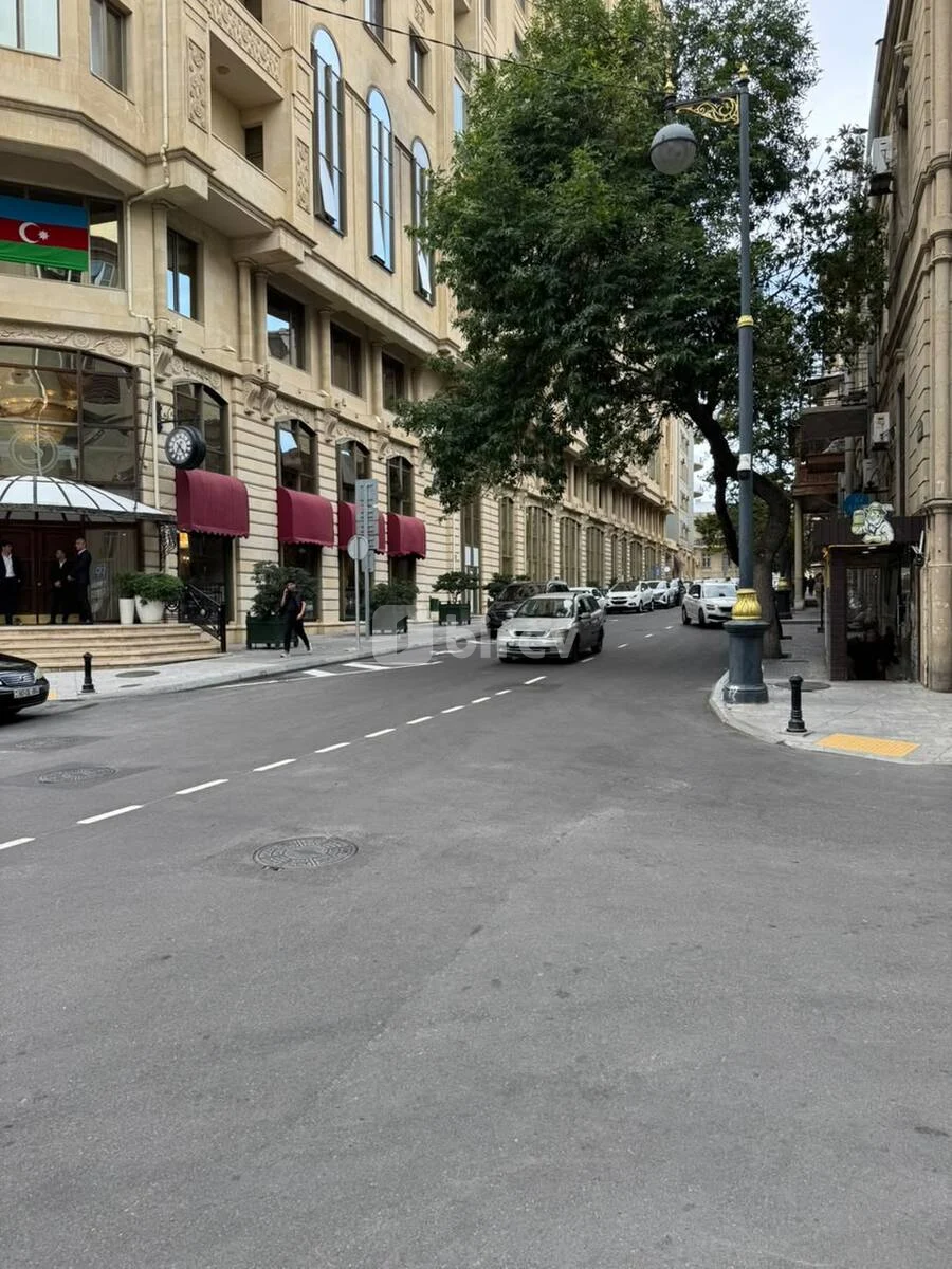 2 otaqlı mənzil, Səbail rayonu, Səid Rüstəmov küç., 8., Bakı şəhəri — şəkil 13