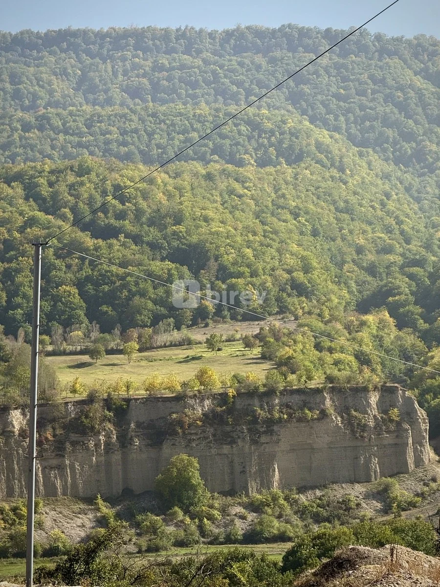 60 sot torpaq, Şahdağ, Xuray Kəndi, Qusar rayonu — şəkil 1