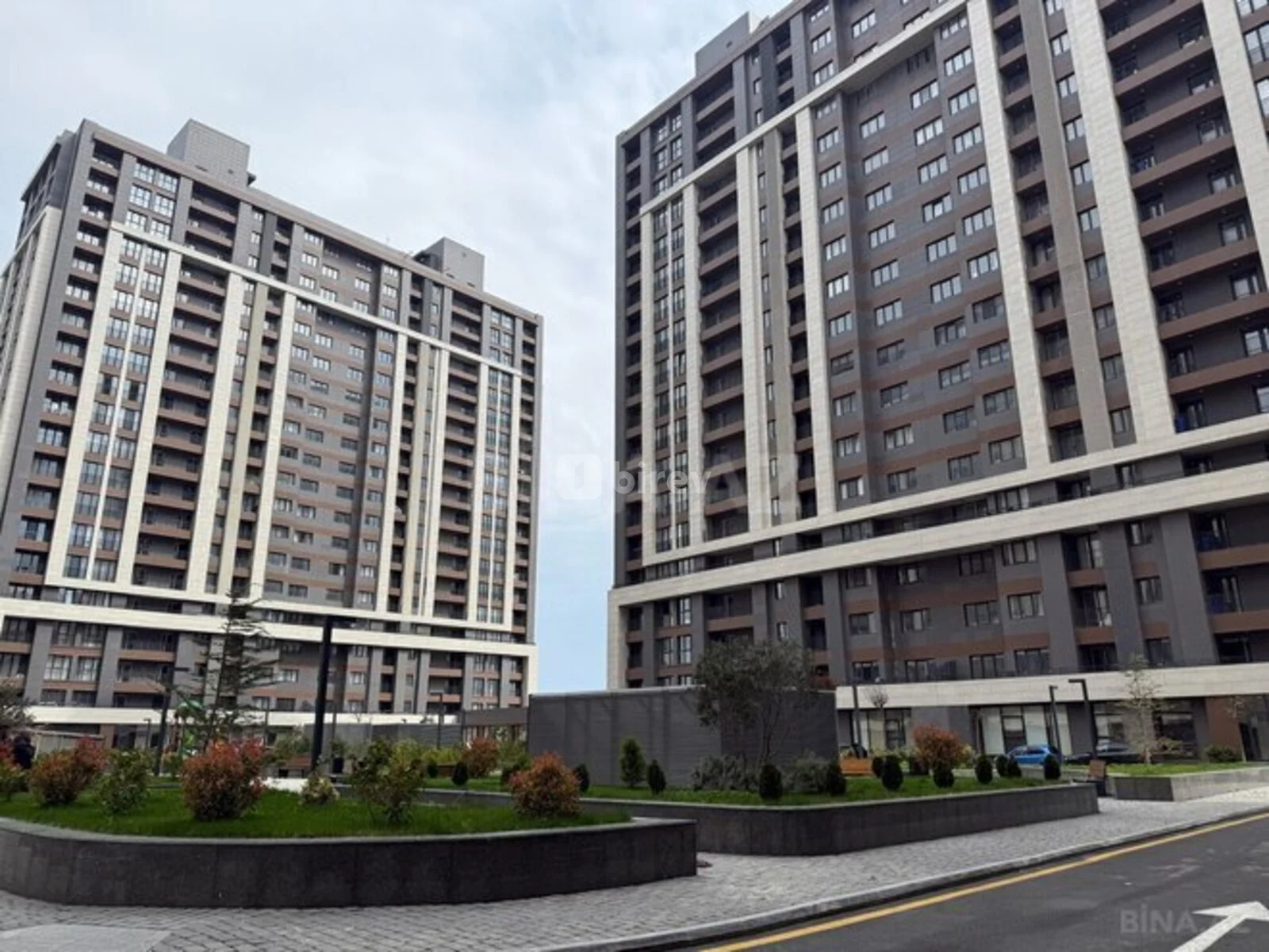 Qaraj, Ağ şəhər q., Nəcəfqulu rəfiyev kuçəsi, Xətai rayonu — şəkil 2