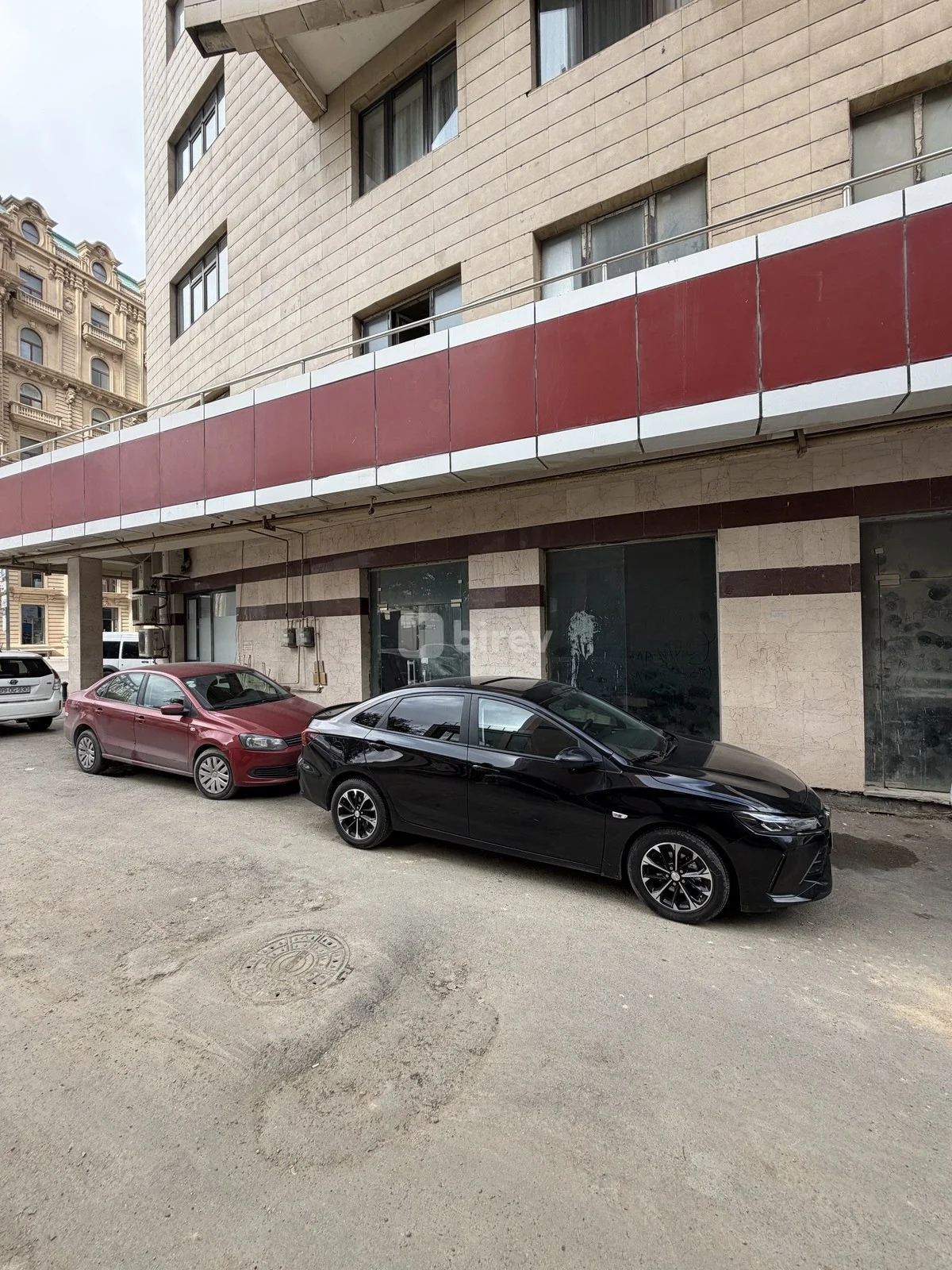 Obyekt, Nəsimi rayonu, Nəsib bəy Yusifbəyli küçəsi 20, Bakı şəhəri — şəkil 3