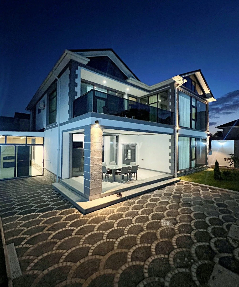 6 otaqlı həyət evi, Qəbələ rayonu, Cəfər Cabbarlı 9 — şəkil 2