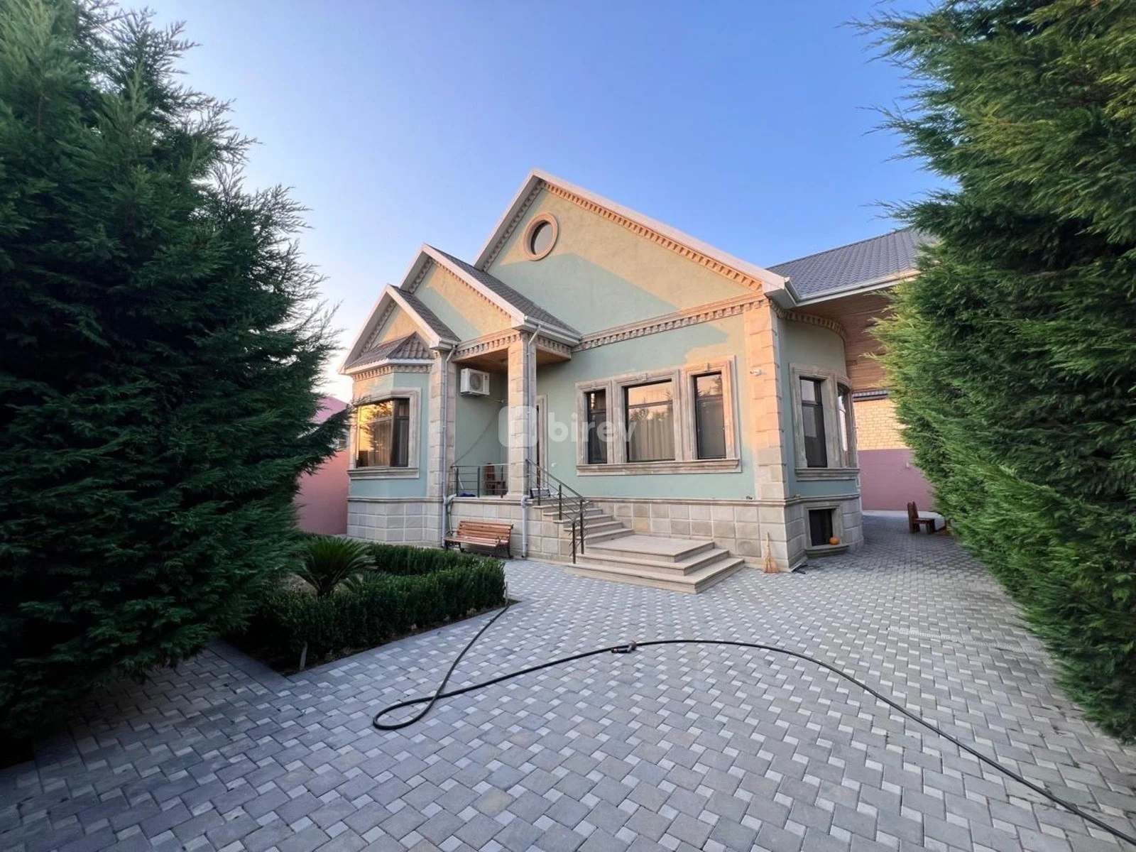 5 otaqlı həyət evi, Gəncə şəhəri, Xanlar-44 — şəkil 1