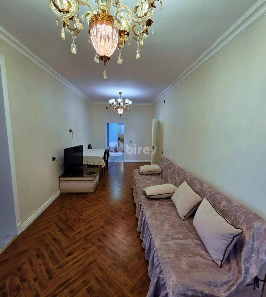 4 otaqlı həyət evi, Albalılıq q., Mirzə Fərəc küçəsi 379, Sabunçu rayonu — şəkil 1