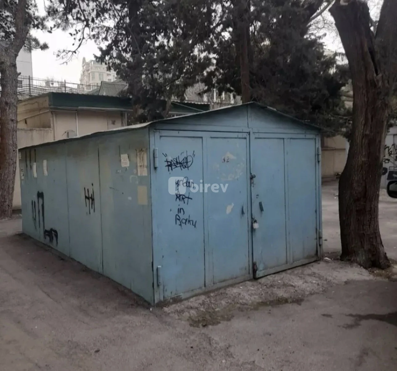 Qaraj, Nəsimi rayonu, Füzuli küçəsi, Bakı şəhəri — şəkil 1