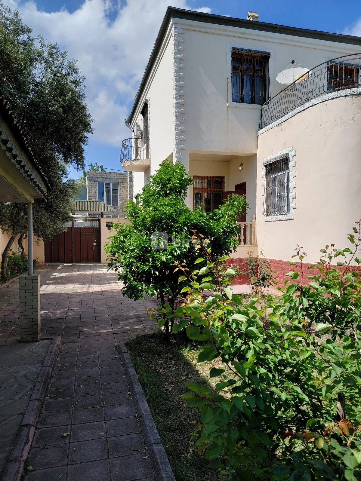 7 otaqlı həyət evi, 8-ci kilometr q., Elşən Süleymanov küçəsi 373, Nizami rayonu — şəkil 1
