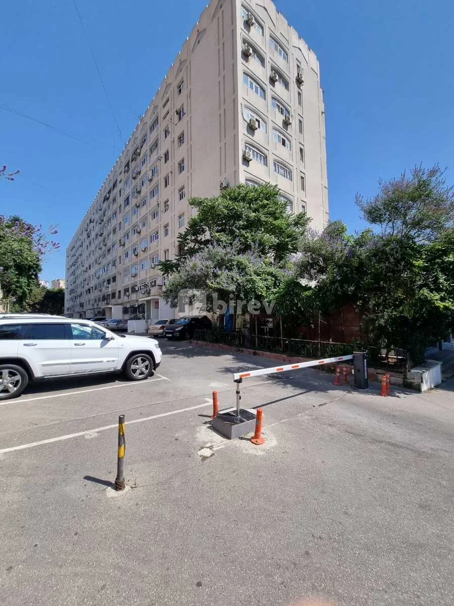 2 otaqlı mənzil, 4-cü mikrorayon, 20 Yanvar küç., 23 a., Nəsimi rayonu — şəkil 1