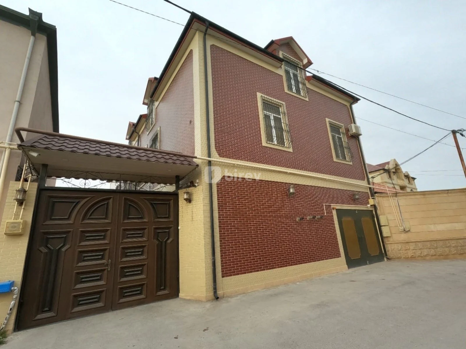 9-комнатный дом, пос. Кешля, Rafiq Ağayev küçəsi, Низаминский район — фото 1
