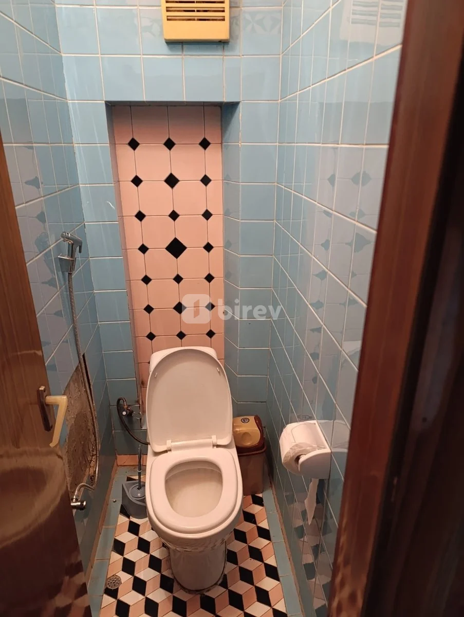 4-комнатная квартира, 4-й микрорайон, Hüseyn Seyidzadə 2, Насиминский район — фото 13