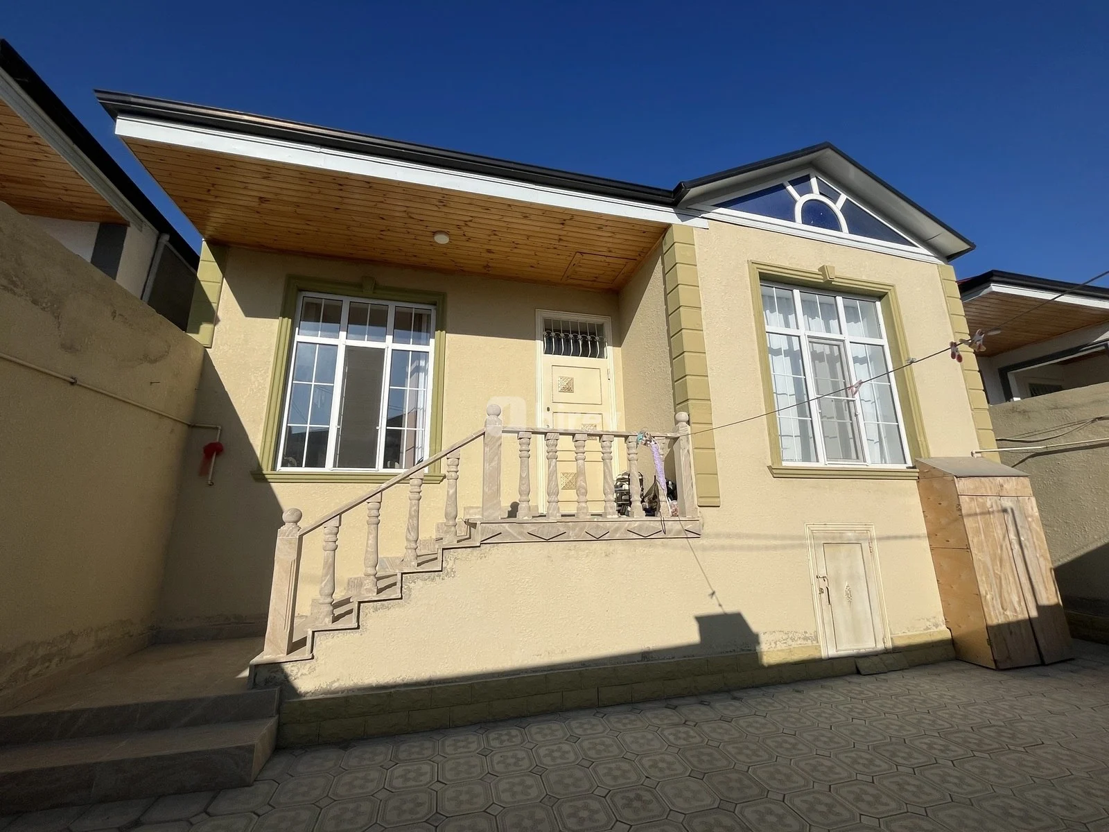 3 otaqlı həyət evi, Məmmədli q., Məmmədli qəsəbəsi İmaddədin Nəsimi küçəsi 10C, Abşeron rayonu — şəkil 1