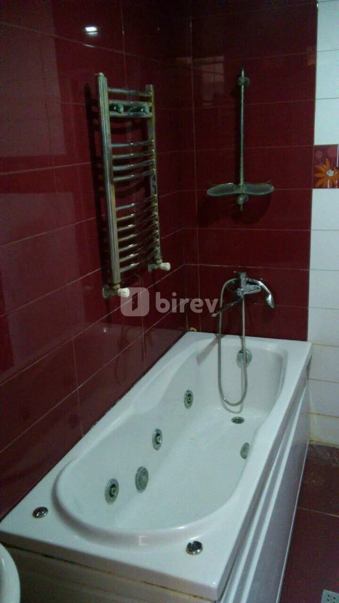 6 otaqlı həyət evi, Badamdar q., Badamdar qəs. 7a, Səbail rayonu — şəkil 28