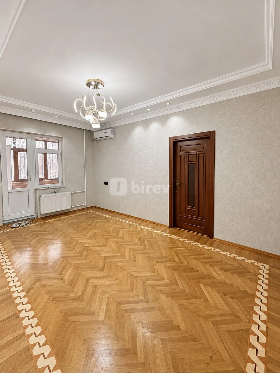 5-комнатная квартира, пос. 8-й километр, Bəhruz Nuriyev küçəsi, ev 32, Низаминский район — фото 3