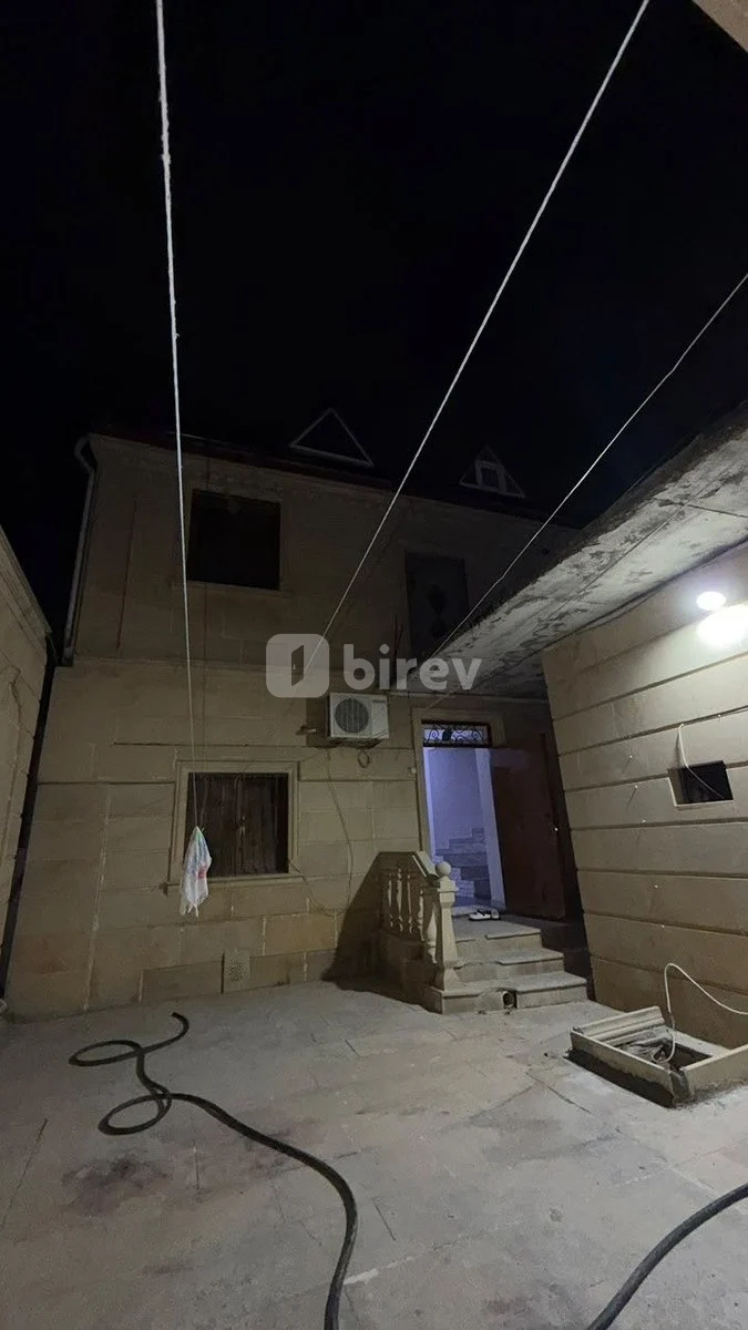 3-комнатный дом, Бинагадинский район, Hərbi Şəhərcik küçəsi, Баку — фото 1