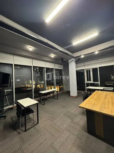 Ofis, Nərimanov rayonu, Nəriman Nərimanov m.