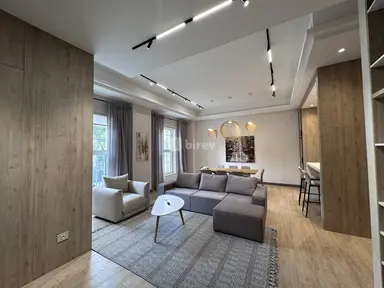 2 otaqlı mənzil, Ağ şəhər q.