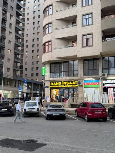 Obyekt, Nəsimi rayonu, Azadlıq Prospekti m.