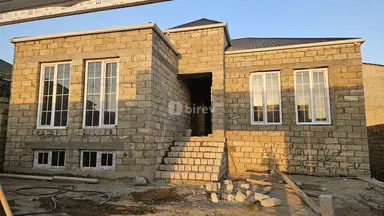 8 otaqlı həyət evi, Dədə Qorqud q.