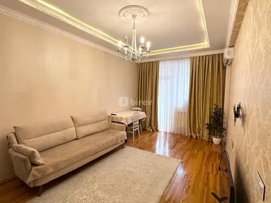 3 otaqlı mənzil, 8-ci kilometr q.