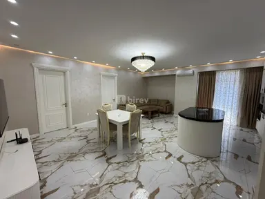 4 otaqlı mənzil, Yasamal rayonu, 8 Noyabr m.