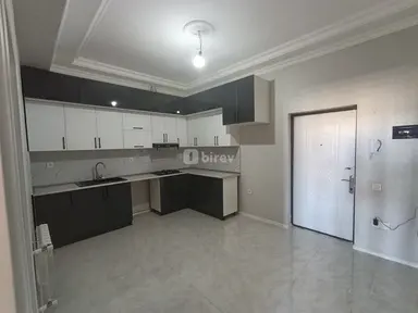 3 otaqlı mənzil, Saray q.