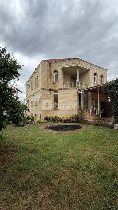 6 otaqlı həyət evi, Bakıxanov q.