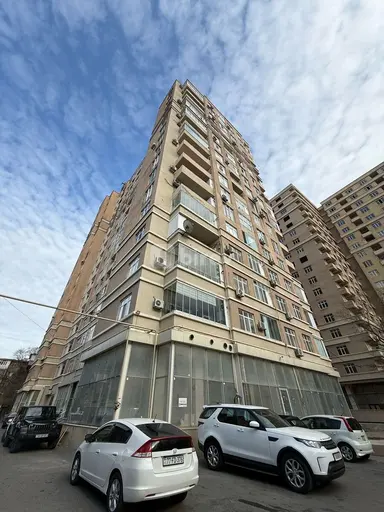 3 otaqlı mənzil, Yasamal q.