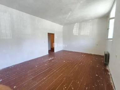 5 otaqlı mənzil, Bakıxanov q.