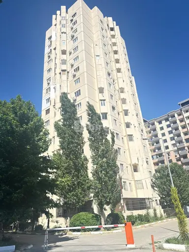 4-комнатная квартира, 9-й микрорайон