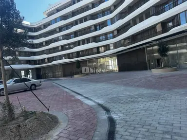 4 otaqlı mənzil, Ağ şəhər q.