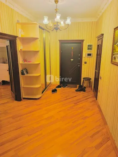 3 otaqlı mənzil, 8-ci kilometr q.