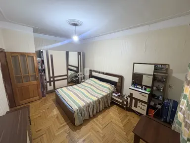 3 otaqlı mənzil, 8-ci kilometr q.