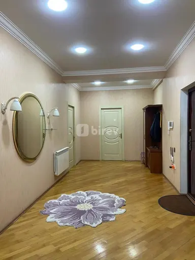 3 otaqlı mənzil, Nəsimi rayonu, 8 Noyabr m.