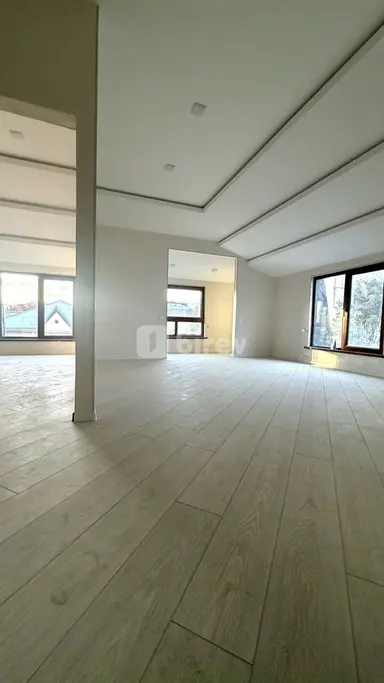 3 otaqlı mənzil, Bakıxanov q.