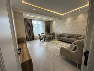 3 otaqlı mənzil, 8-ci mikrorayon