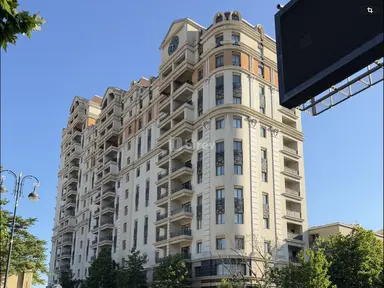4 otaqlı mənzil, Nəsimi rayonu, Nizami m.
