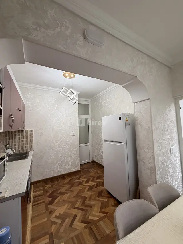 3-комнатная квартира, пос. Ази Асланов