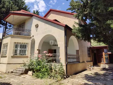 5 otaqlı həyət evi, Şamaxı rayonu, Şamaxı r.